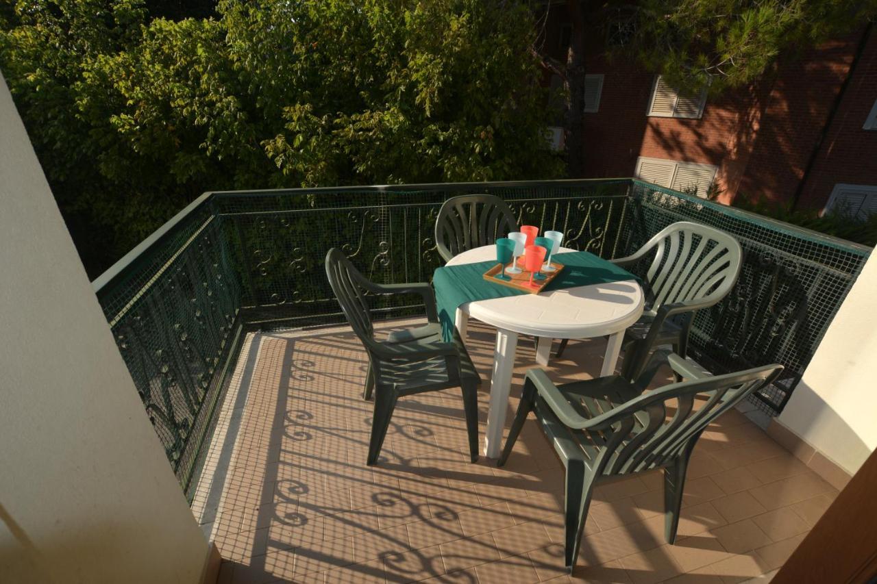 Lignano Pineta Nice Flat リニャーノ・サッビアドーロ エクステリア 写真